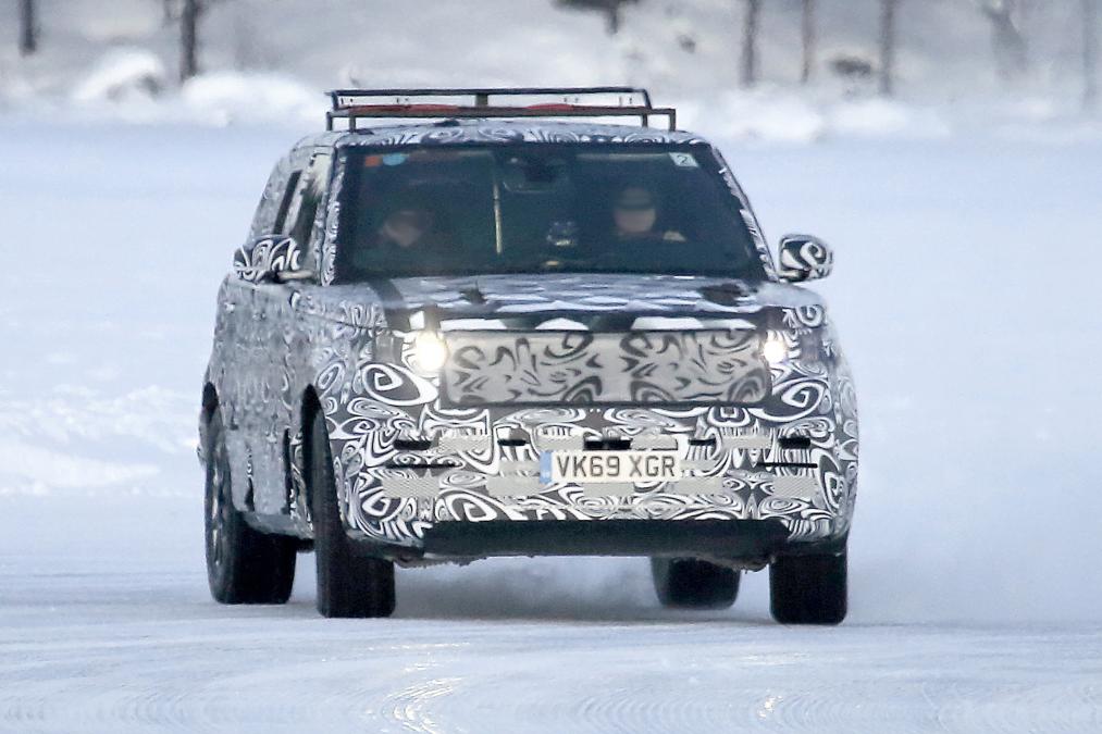 All-new Range Rover Sport Spotted Testing 